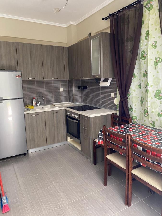Vasilia Apartment Nea Iraklia Exterior foto
